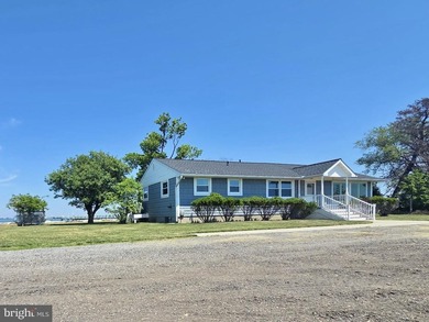Enjoy breathtaking Honga River and Chesapeake Bay views from - photo 3