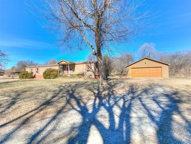 Welcome to 4327 Cardinal in Edmond, where space, versatility