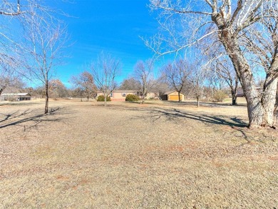 Welcome to 4327 Cardinal in Edmond, where space, versatility