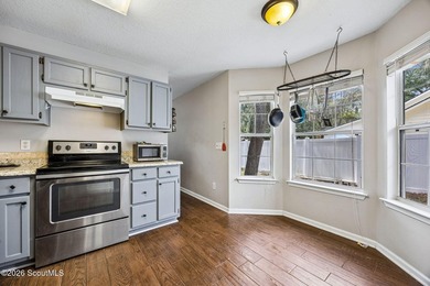 Welcome to this charming 3-bedroom, 2-bedroom in downtown St - photo 13
