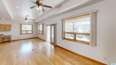 Charming Southwestern-style 3BD/2BA home off N Swan, surrounded