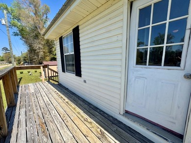 Welcome to your own slice of riverfront paradise in the - photo 5