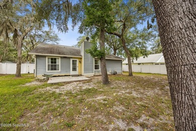 Welcome to this charming 3-bedroom, 2-bedroom in downtown St - photo 25