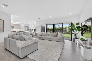 Brand New Home 5/5 upgraded in Lotus Edge. Don't wait to build - photo 6