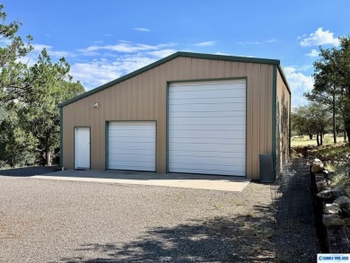 Charming Southwestern-style 3BD/2BA home off N Swan, surrounded