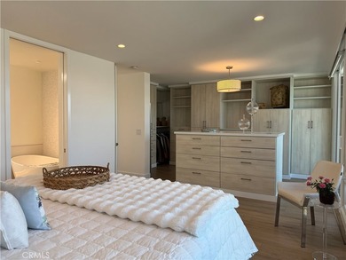 Modern luxury blends with Mid-Century in Weatherly Bay with a 25 - photo 35
