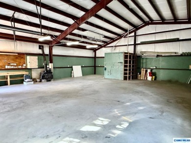 Charming Southwestern-style 3BD/2BA home off N Swan, surrounded