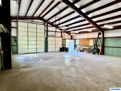 Charming Southwestern-style 3BD/2BA home off N Swan, surrounded