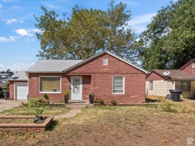 Great Salt Lake Home For Sale in Clearfield Utah