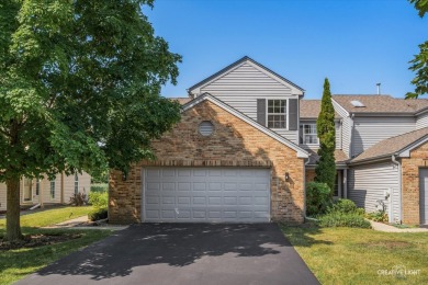Lake Townhome/Townhouse Sale Pending in Streamwood, Illinois