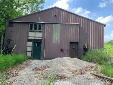 Lake Home For Sale in South Lyon, Michigan