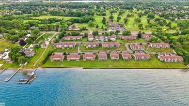 Opportunity awaits in this 2-bedroom, 2-bath condo featuring - photo 3