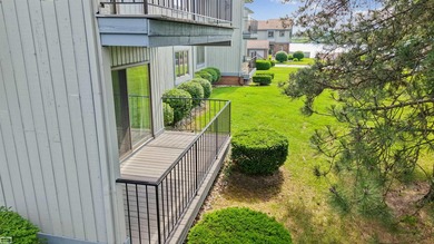 Opportunity awaits in this 2-bedroom, 2-bath condo featuring - photo 5