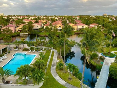 Meadowbrook Lakes  Condo For Sale in Dania Florida