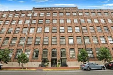 (private lake, pond, coastal) Condo For Sale in New Orleans Louisiana