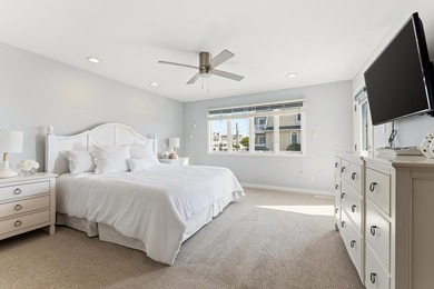 Oceanfront Southend location ' 5 bedrooms ' Covered private - photo 26