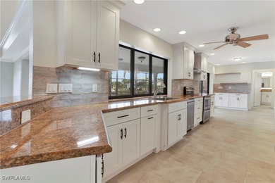 Brand New Tile Roof with warranty! New Kitchen, New Flooring - photo 9