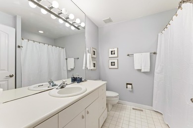 Oceanfront Southend location ' 5 bedrooms ' Covered private - photo 35