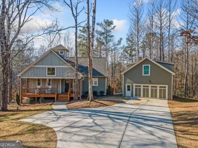 Lake Home For Sale in Ellijay, Georgia