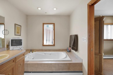 Opportunity knocks!! Put your ideas to work in this rare find in - photo 15