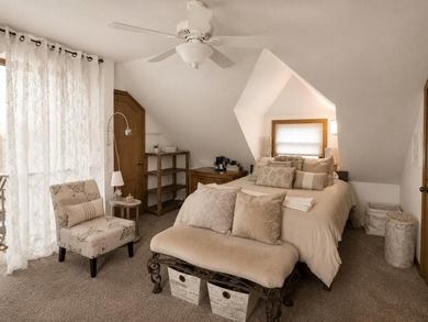 Nestled on the beautiful Eris St, in one of Racine's most - photo 25