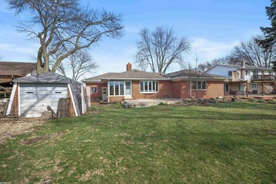 Opportunity knocks!! Put your ideas to work in this rare find in - photo 29