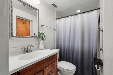Welcome to this inviting 3-bedroom, 2-bath home in the heart of - photo 30