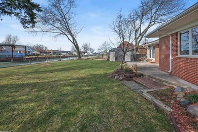 Opportunity knocks!! Put your ideas to work in this rare find in - photo 30