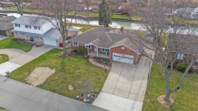 Opportunity knocks!! Put your ideas to work in this rare find in - photo 38