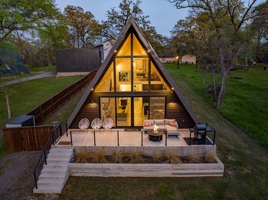 Cedar Creek Lake Home For Sale in Tool Texas