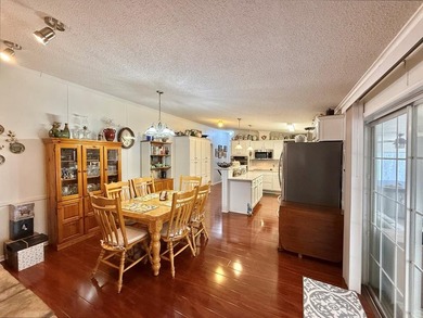 Enjoy the lake lifestyle with this beautifully updated 4-bedroom - photo 10