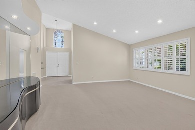 BEAUTIFUL CORNER VILLA WITH GARAGE AND PRIVATE GARDEN VIEWS - photo 12