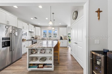 Wonderful Taft Street model on a lagoon with Walk up Attic! - photo 13