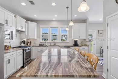 Wonderful Taft Street model on a lagoon with Walk up Attic! - photo 15