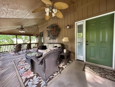 LAKE VIEW!!! Beautiful upper level condo located in a gated Lake - photo 15