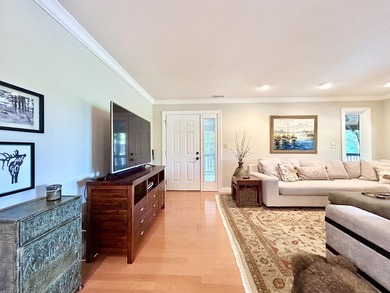 LAKE VIEW!!! Beautiful upper level condo located in a gated Lake - photo 16