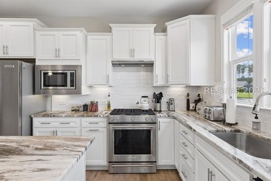 Wonderful Taft Street model on a lagoon with Walk up Attic! - photo 18