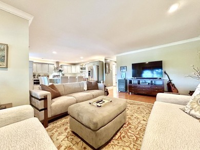 LAKE VIEW!!! Beautiful upper level condo located in a gated Lake - photo 19