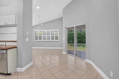 BEAUTIFUL CORNER VILLA WITH GARAGE AND PRIVATE GARDEN VIEWS - photo 20