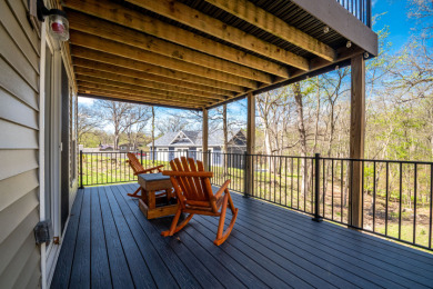 Charming 2 BD Home on a Lush, Wooded Lot in Oak Run - photo 25