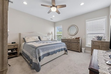 Wonderful Taft Street model on a lagoon with Walk up Attic! - photo 26
