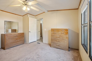 Well maintained 3 bedroom, 2 bath home situated on three - photo 9