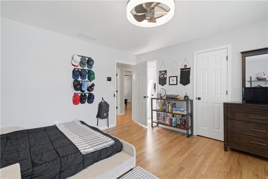 Nestled in a quiet cul-de-sac in the highly desirable, upscale - photo 31