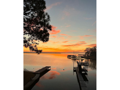 Cedar Creek Lake Home For Sale in Tool Texas