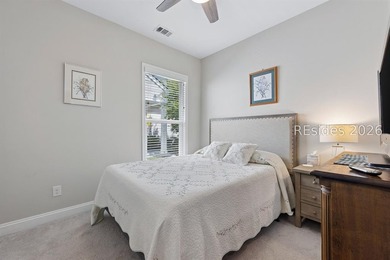 Wonderful Taft Street model on a lagoon with Walk up Attic! - photo 33