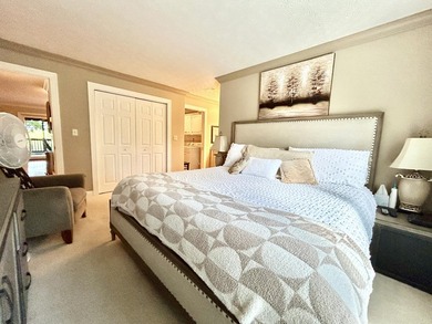 LAKE VIEW!!! Beautiful upper level condo located in a gated Lake - photo 33