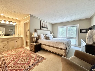 LAKE VIEW!!! Beautiful upper level condo located in a gated Lake - photo 38