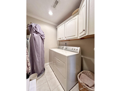 LAKE VIEW!!! Beautiful upper level condo located in a gated Lake - photo 41