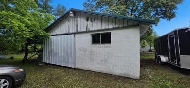 Nestled on 8 beautiful acres in Eubank, Kentucky, this charming - photo 6
