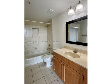 Bright one bedroom one bath apartment with amazing views in a - photo 9